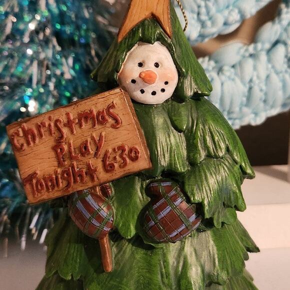 Deb Strain snowman tree Christmas play tonight at 6:30 cute large ornament 1999 - Picture 3 of 11